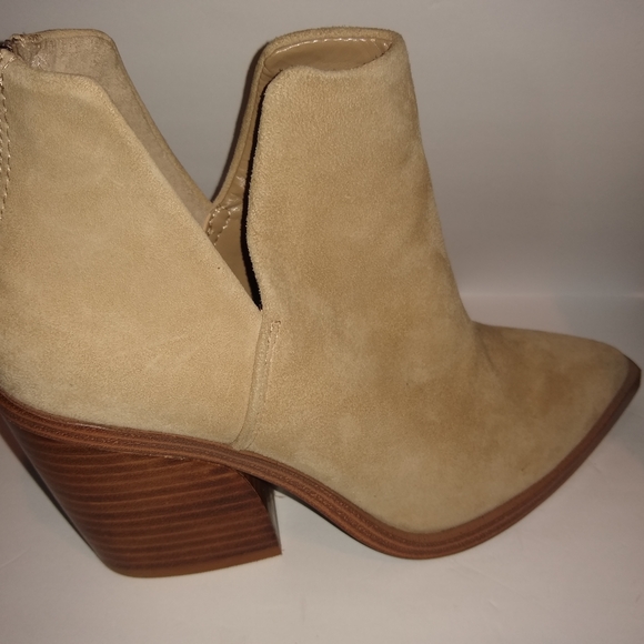 Vince Camuto Beige Heeled Boots - Picture 7 of 10